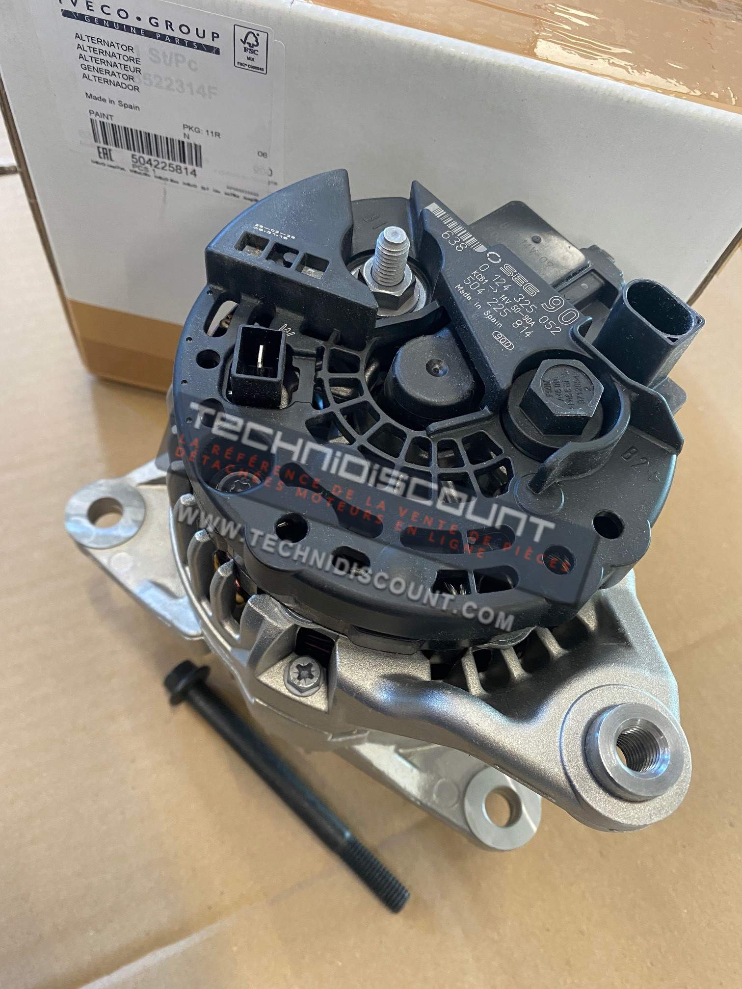 Alternateur FPT 504225814 (avec boulon FPT 4899122)