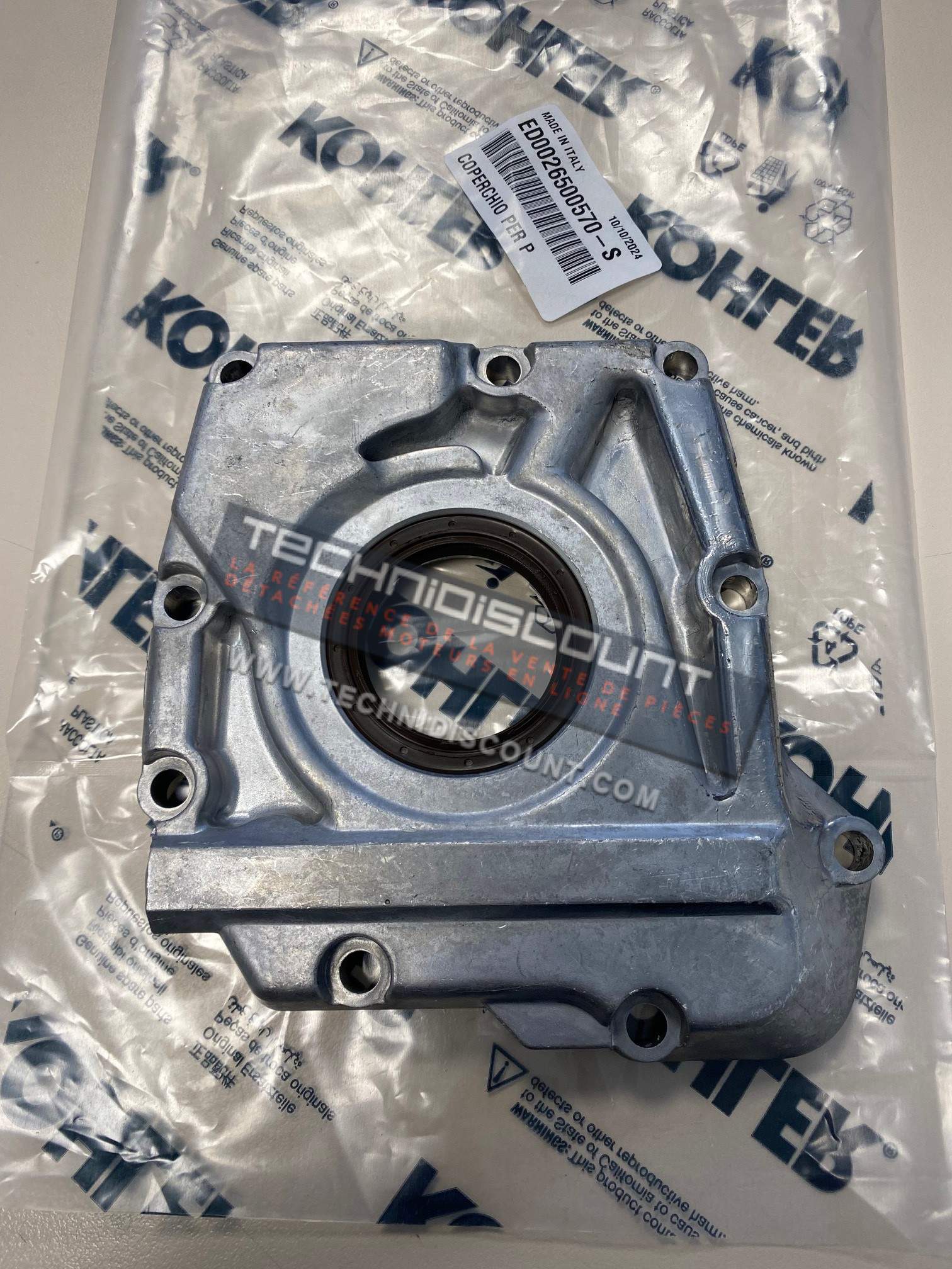 Couvercle pompe a huile KOHLER ED0026500570-S LOMBARDINI 2650.057 - Moteurs LOMBARDINI LDW1503 LDW1603 LDW2004 LDW2204 LDW2004T LDW2204T KDW1603 KDW2204