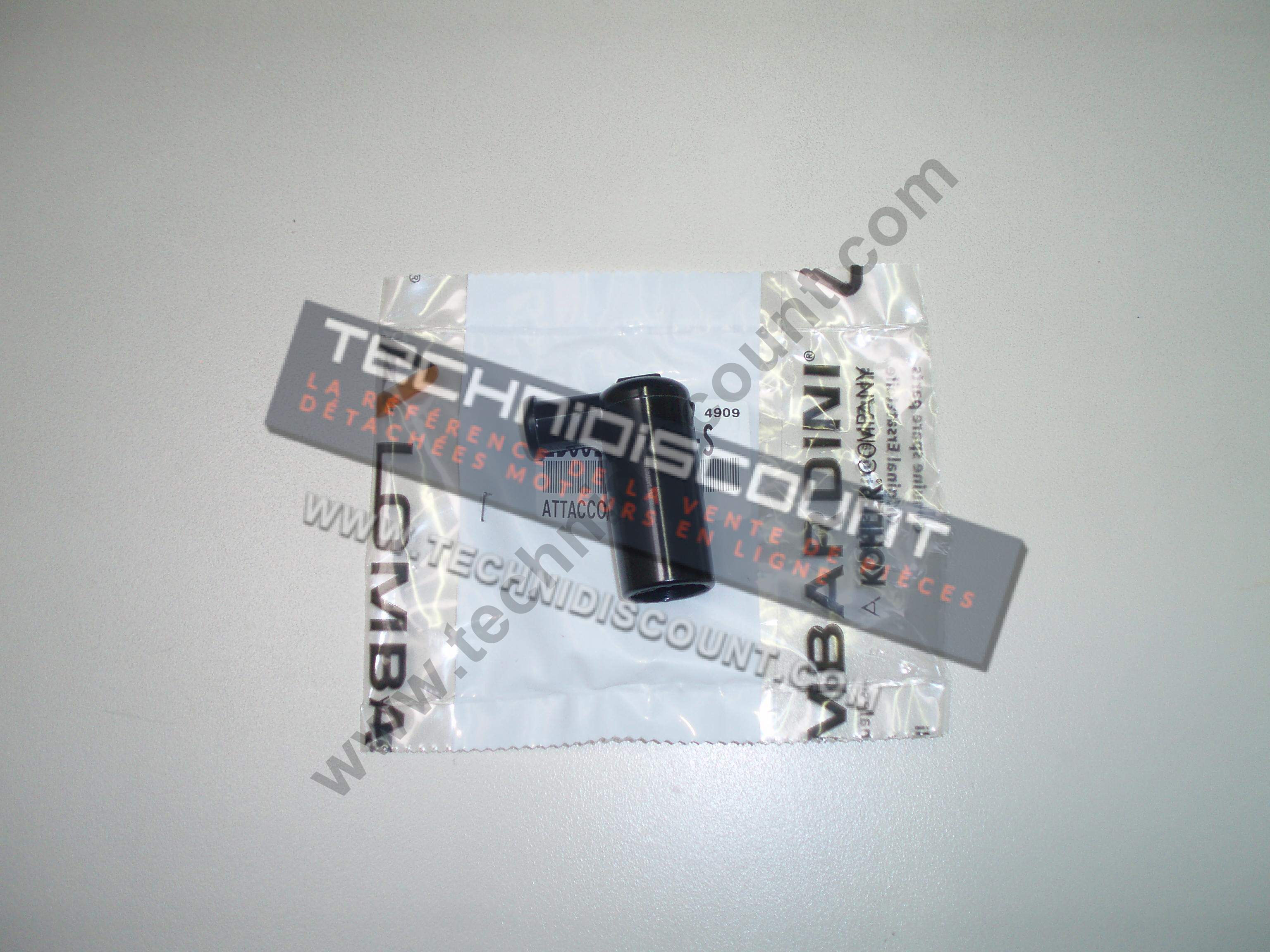 Capuchon bougie IM250 IM300 IM350 IM359 LGA225 LGA184 LA205 LA250 LA300 INTERMOTOR - A349 A360 ACME LOMBARDINI ED0014500010-S