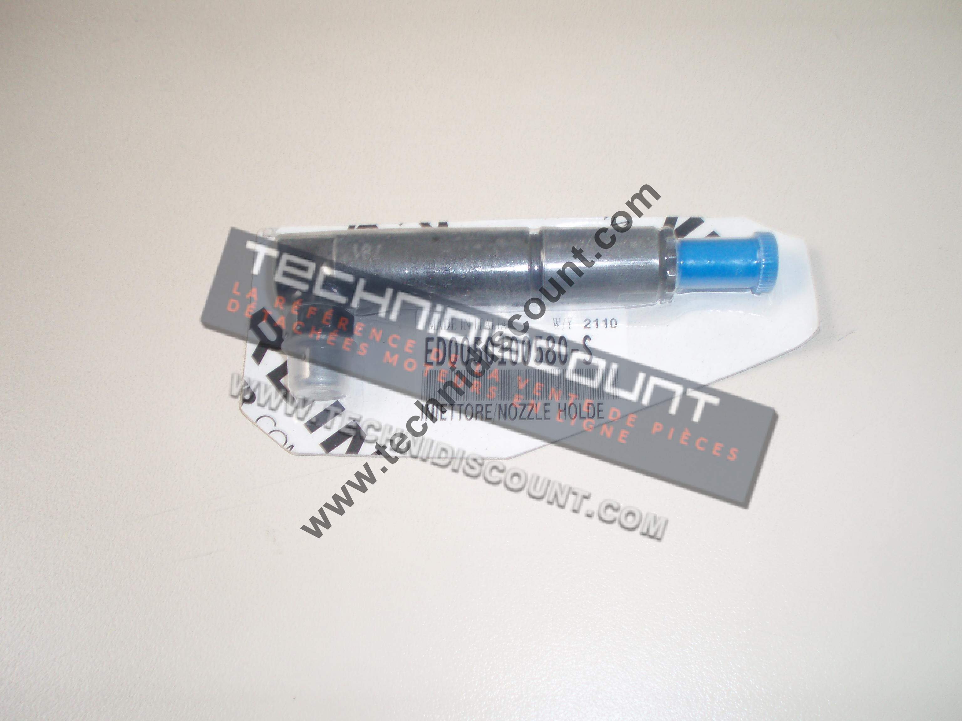 Injecteur complet 15LD440 LOMBARDINI RY110 RUGGERINI - LOMBARDINI ED0050100580-S ; 5010.058 KOHLER KD440 ; KD15-440 ; KD15-441 ; KD441 / STANADYNE 35781 ; 35516