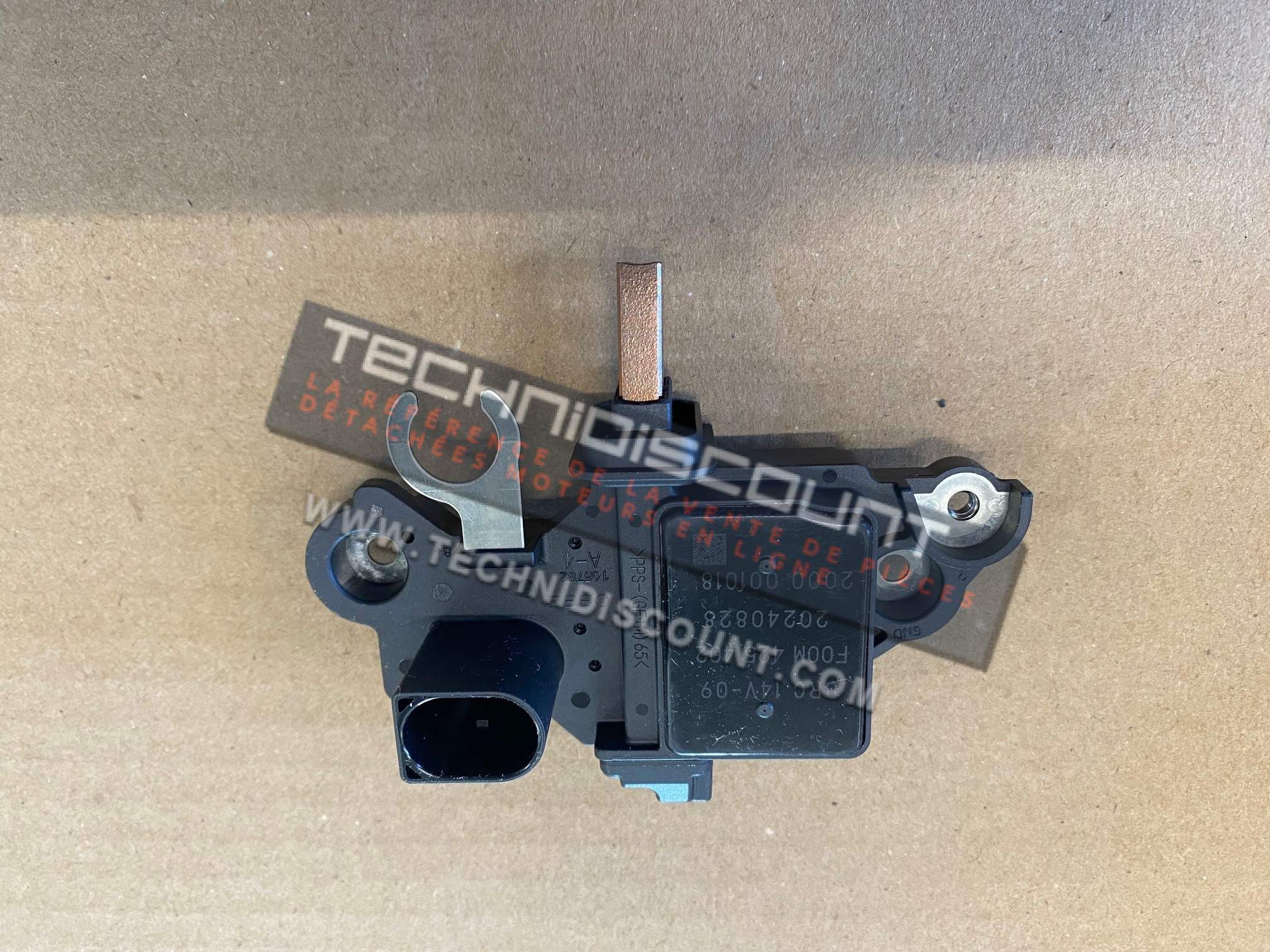 Regulateur tension FPT 42597004