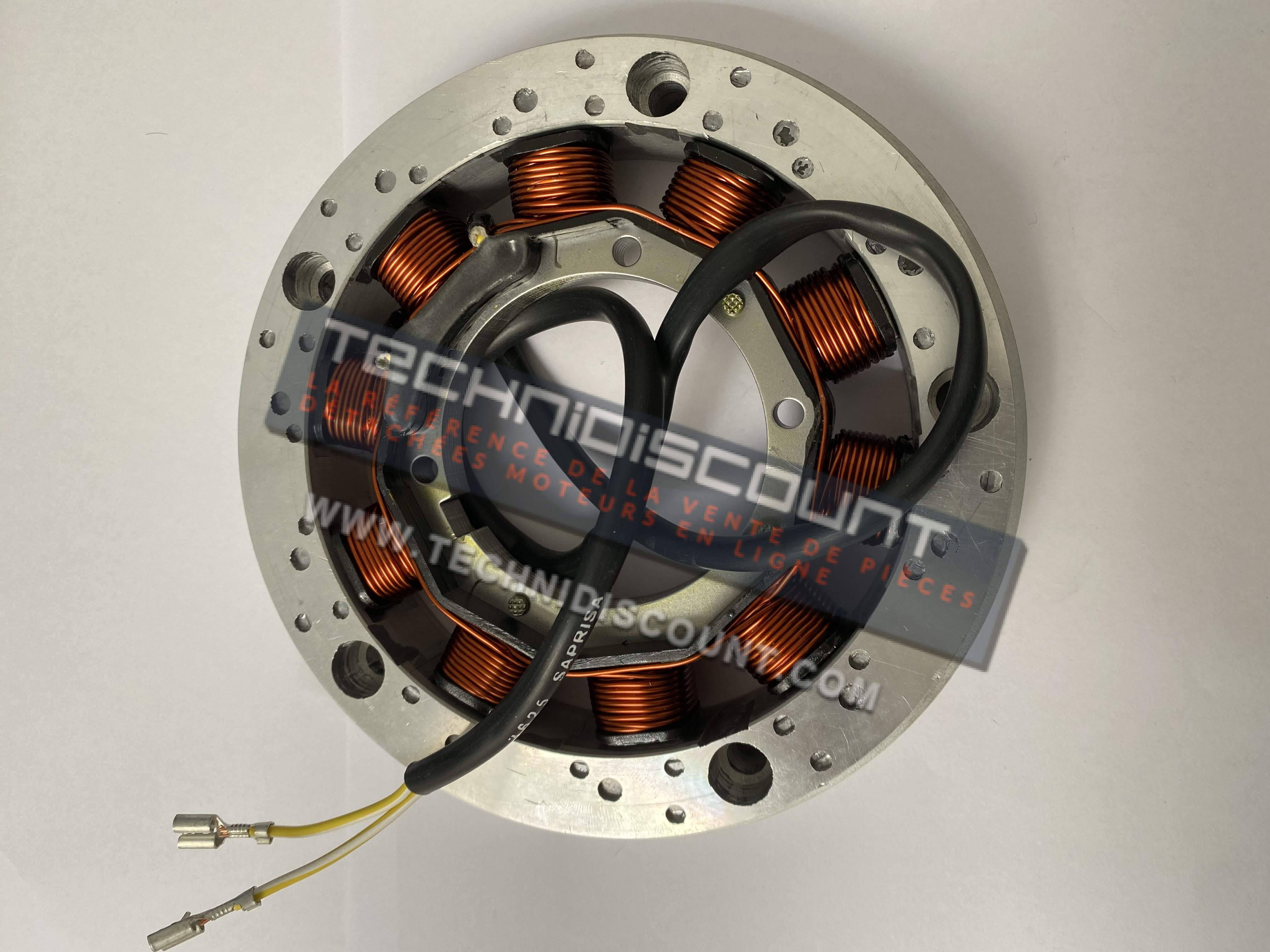 Lombardini Ruggerini 12V-16A 2 Wire Alternator