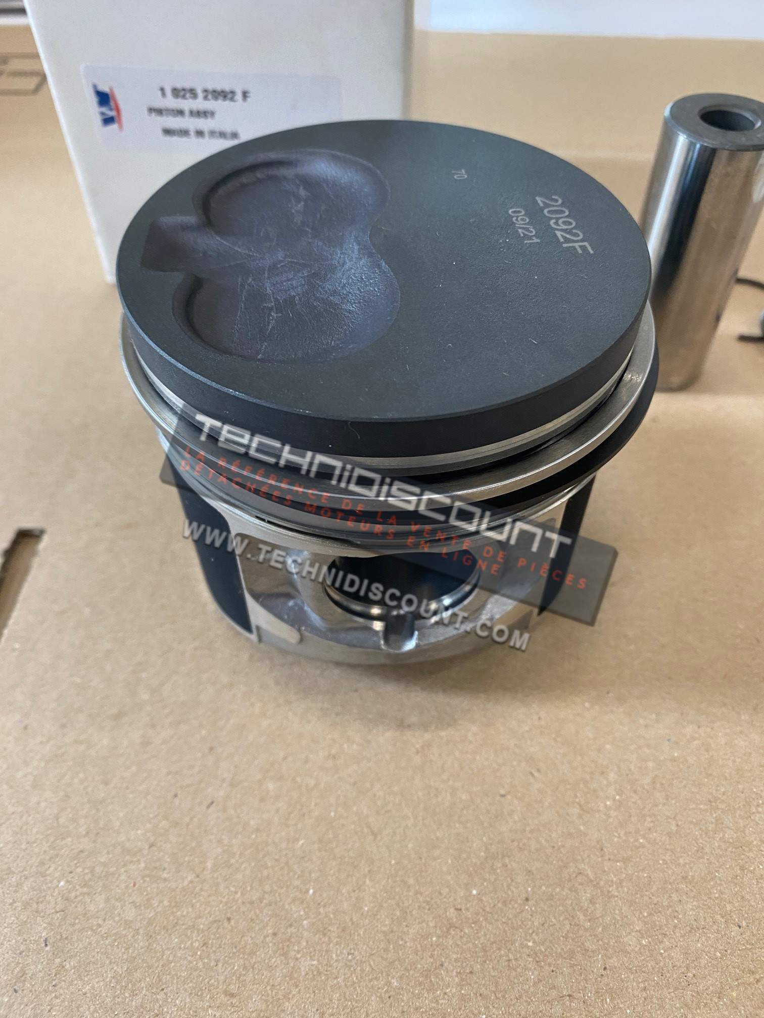 Piston Complet STD VM Motori 10252092F VM Motori 16C3 D703TE2