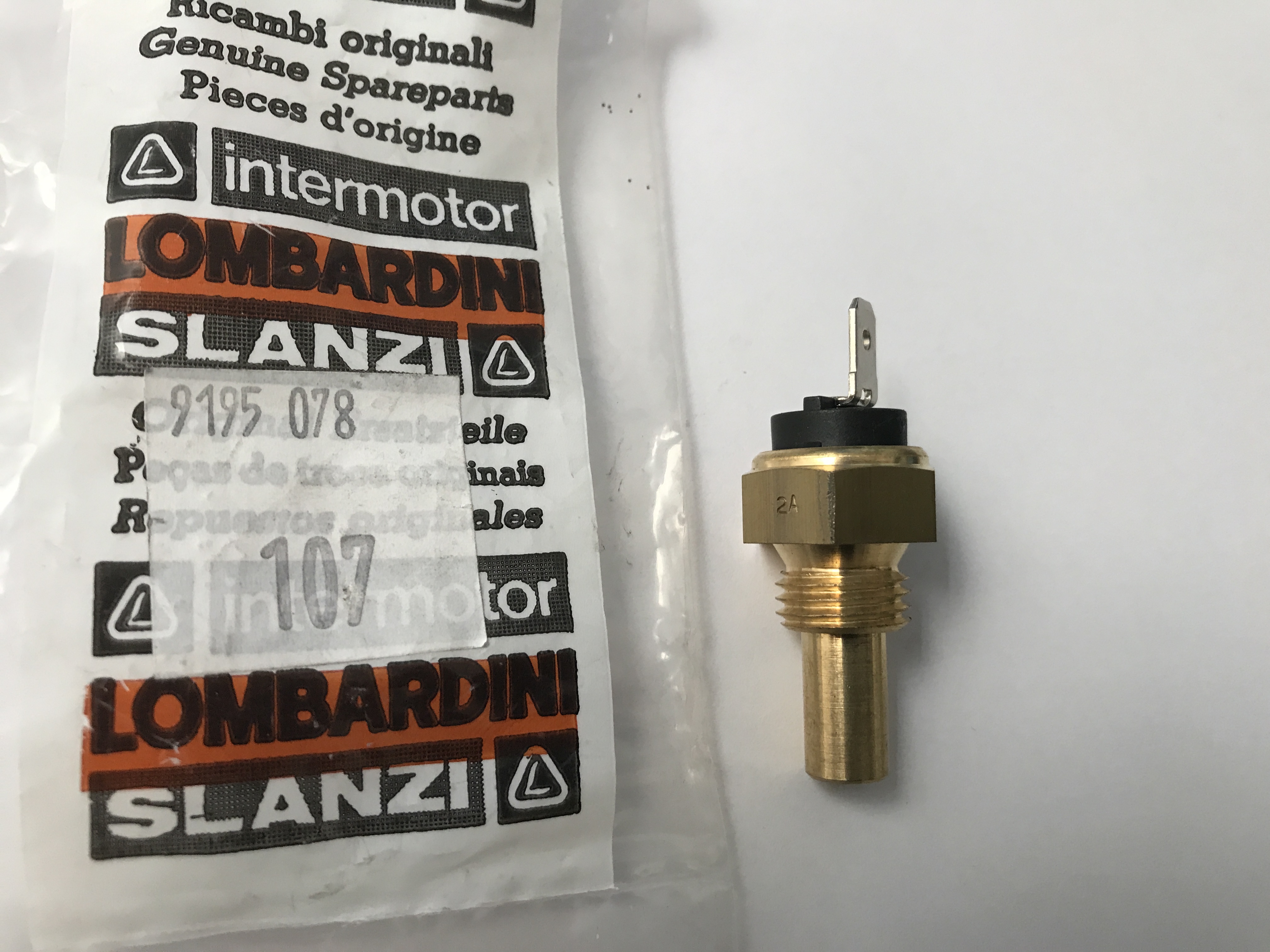 Lombardini Capteur Température Eau 19 M14 X 1,5 Lombardini Chd LDW1503 1990-2015 Lombardini Capteur Température Eau 19 M14 X 1,5 Lombardini Chd LDW1503 1990-2015
