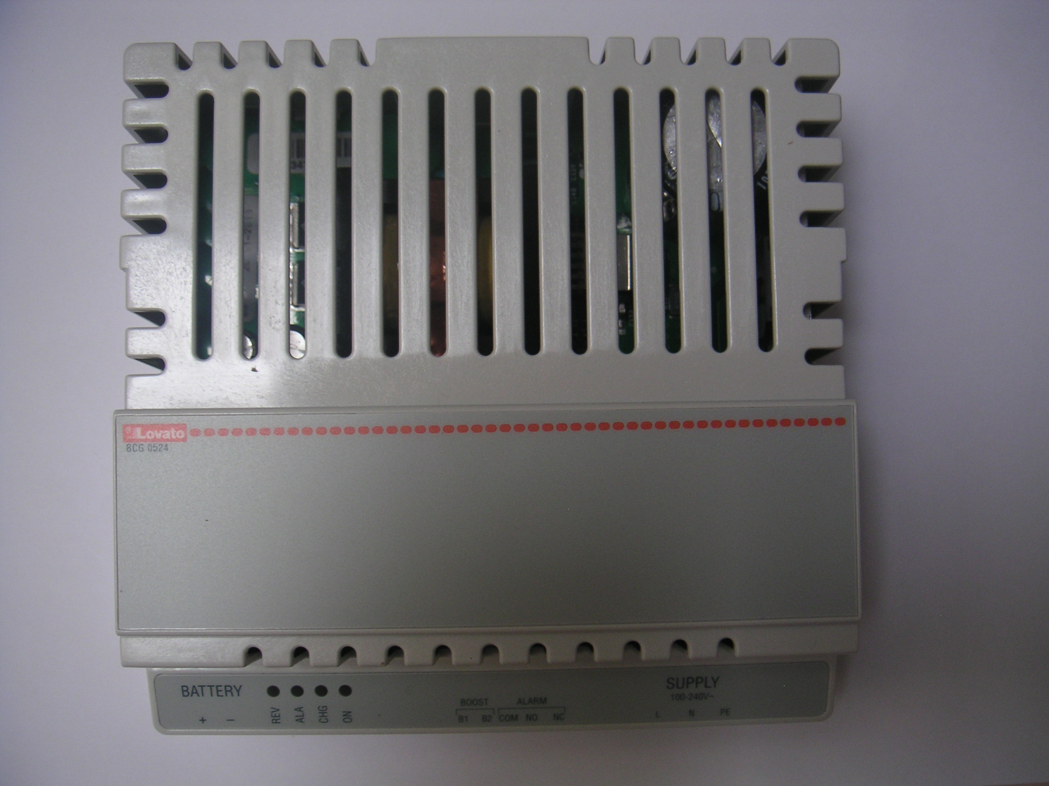 Chargeur de batterie de groupe électrogène 24v 5a lovato bcg0524 (lovato bcg 0524)